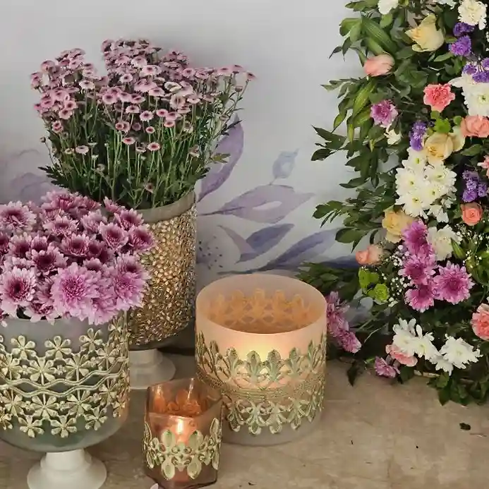 Get Stylish Floral Welcome Board for Weddings